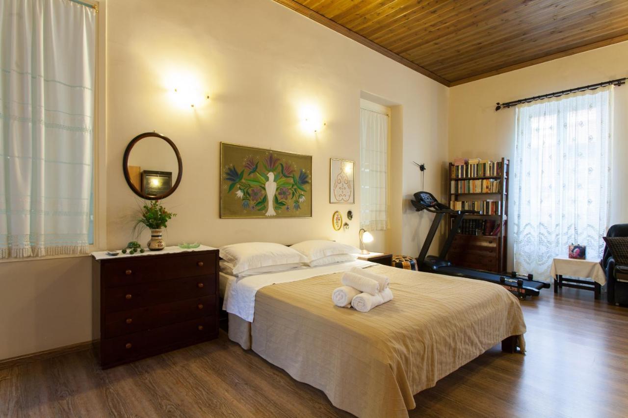 Psyri Neoclassical House Yard Free Parking Athens Ngoại thất bức ảnh